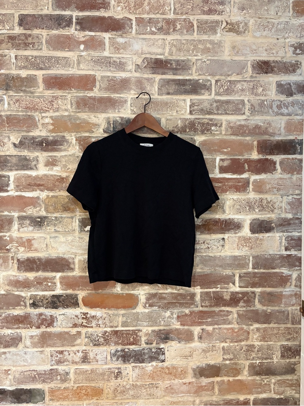 COS Classic Black Short Sleeve Tee